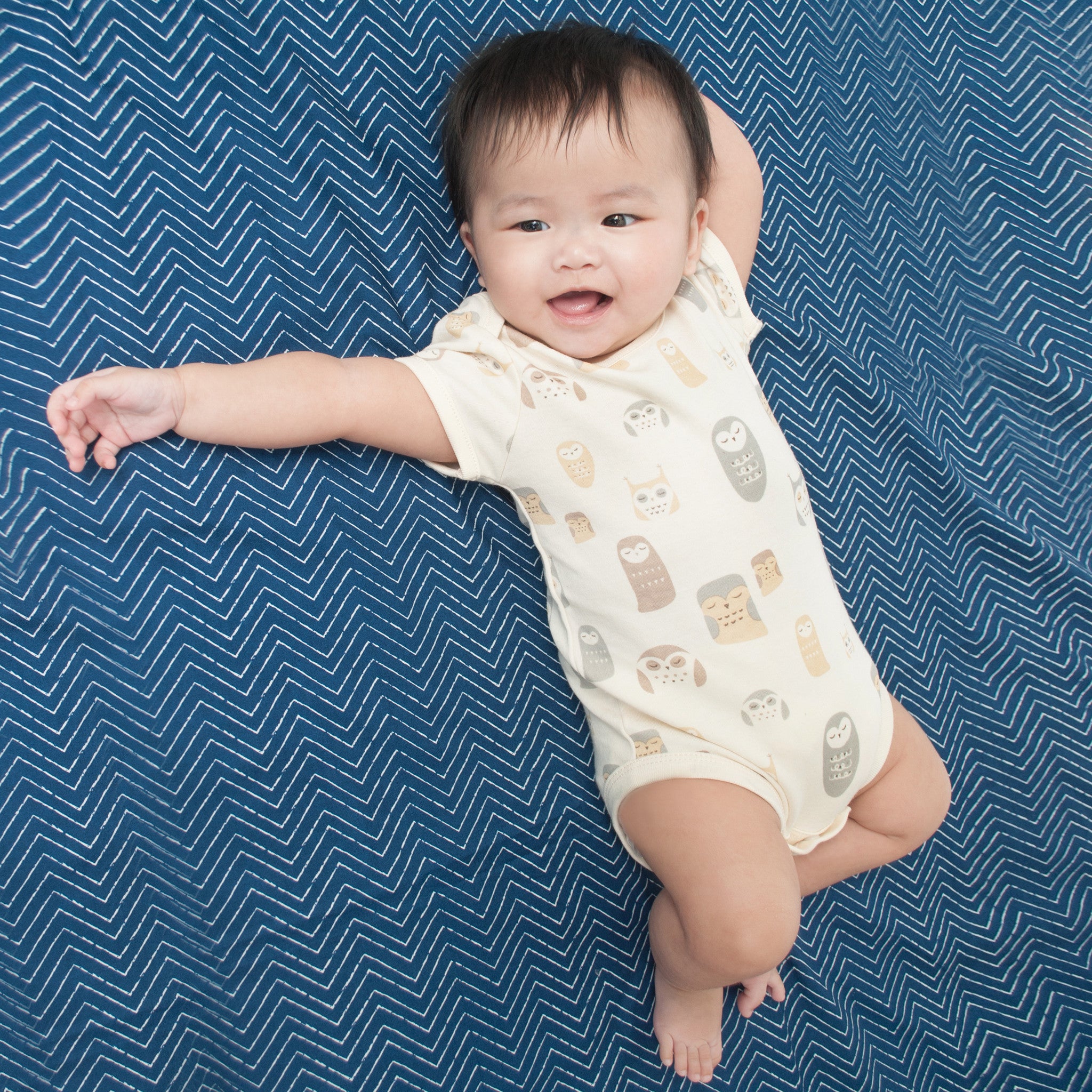 Night Owl Organic Short Sleeve Bodysuit