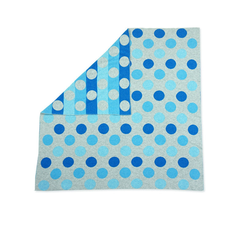Polka Dot Knit Blanket